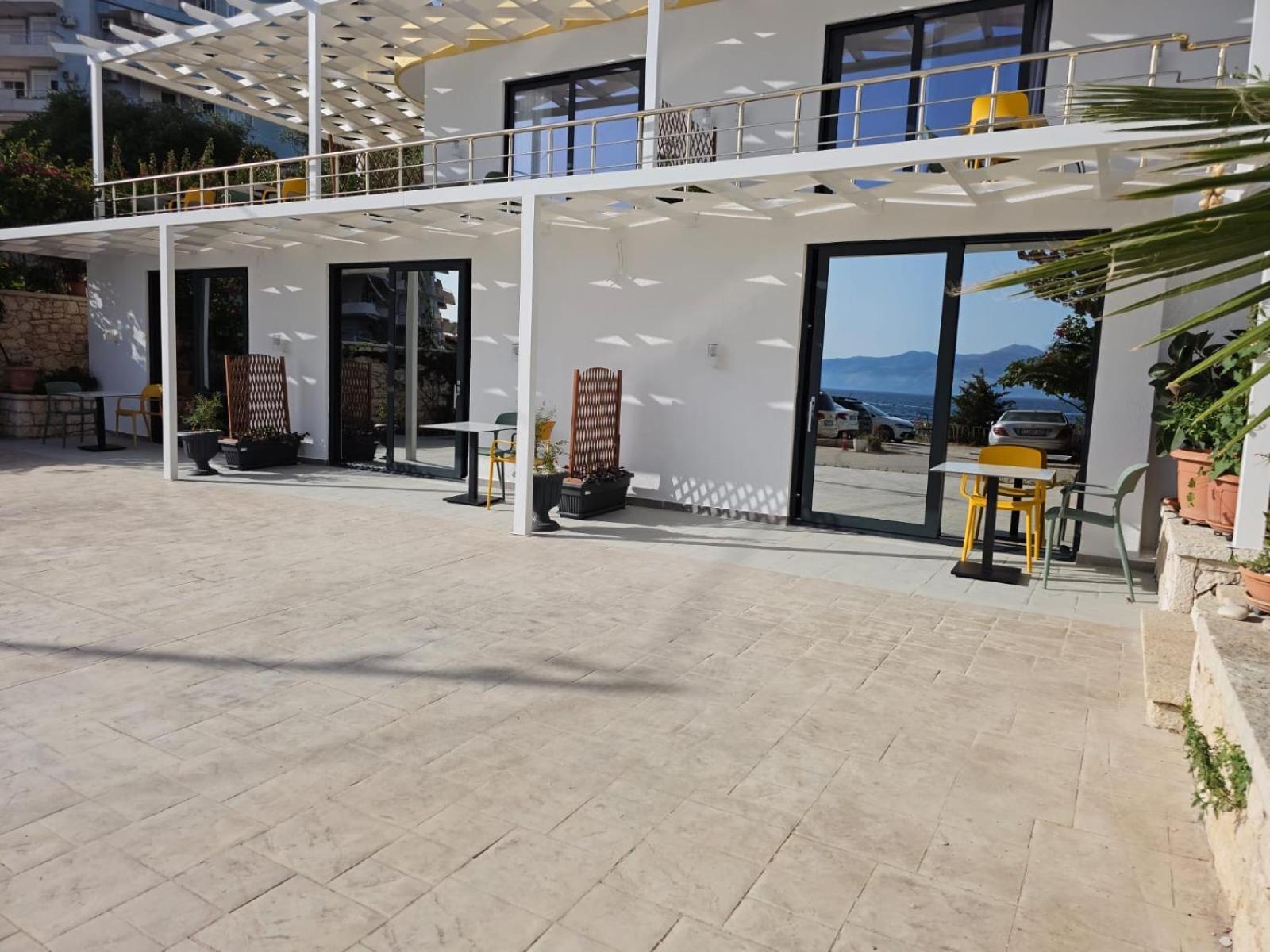 Ardit Seaside Rooms Sarandë Esterno foto