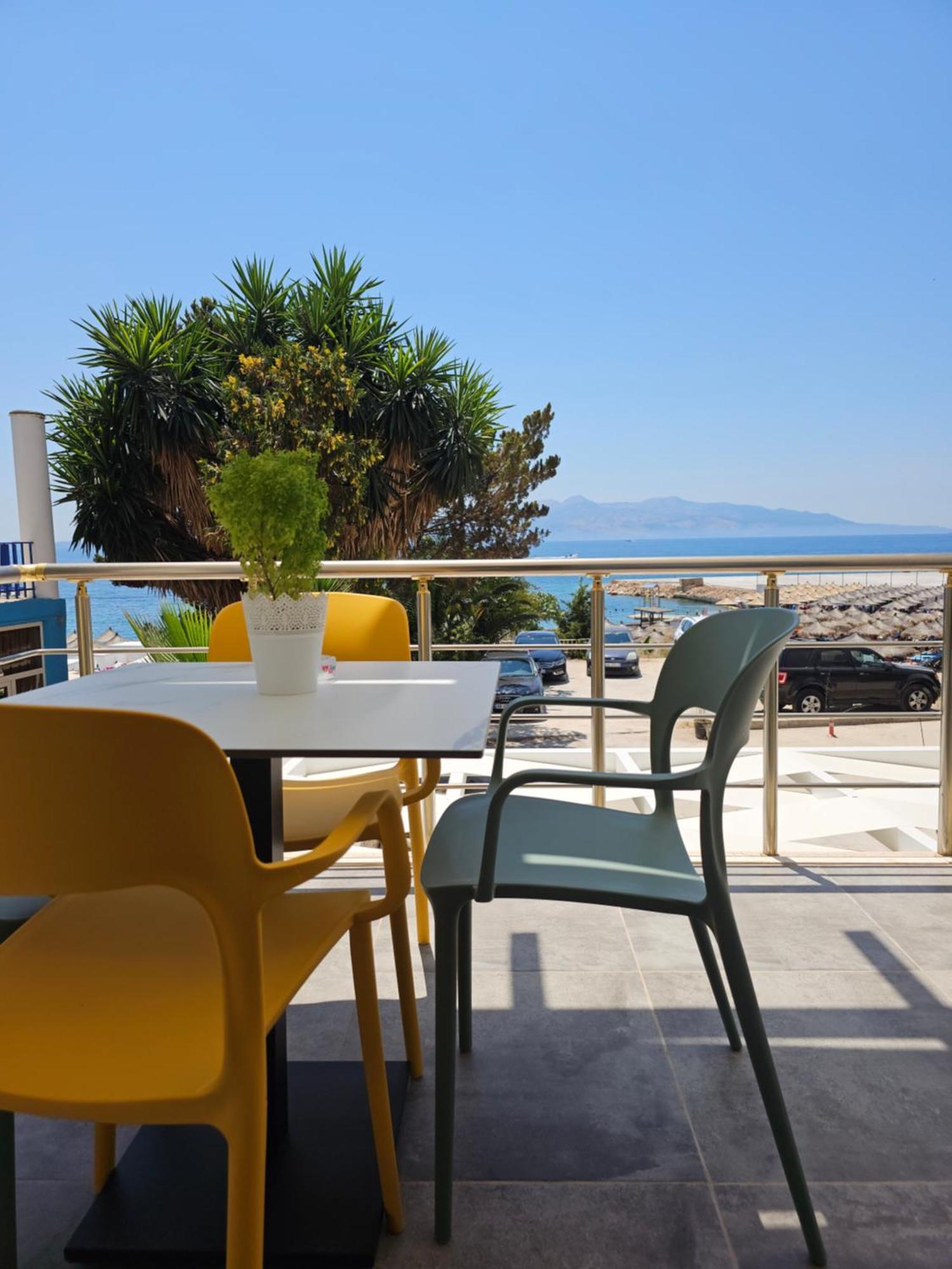 Ardit Seaside Rooms Sarandë Esterno foto