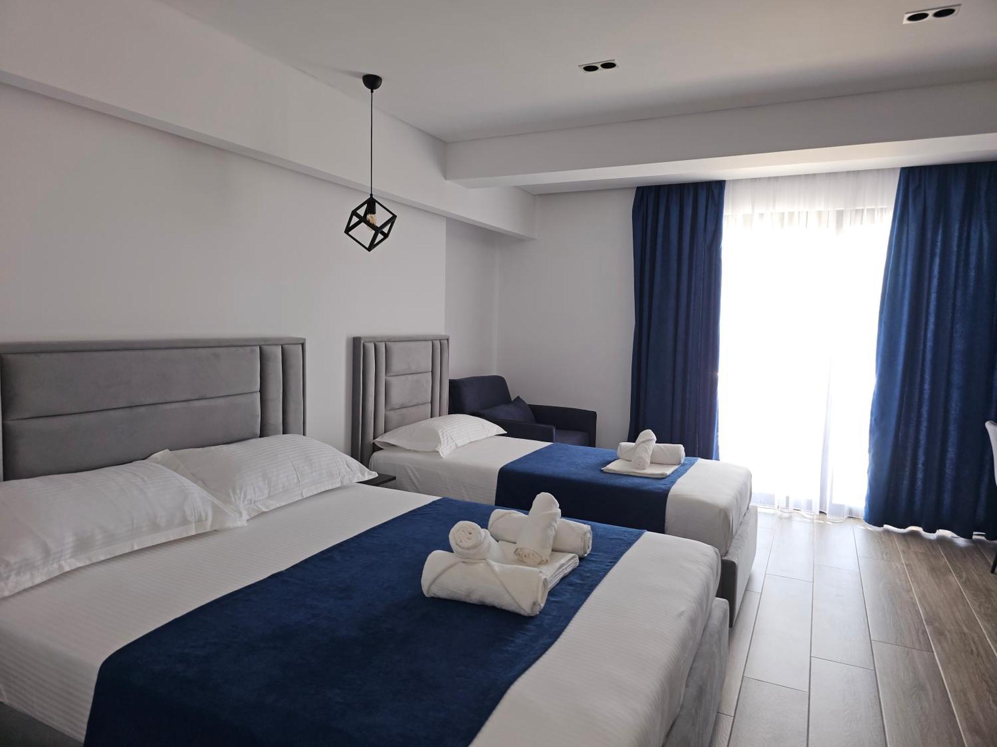 Ardit Seaside Rooms Sarandë Esterno foto