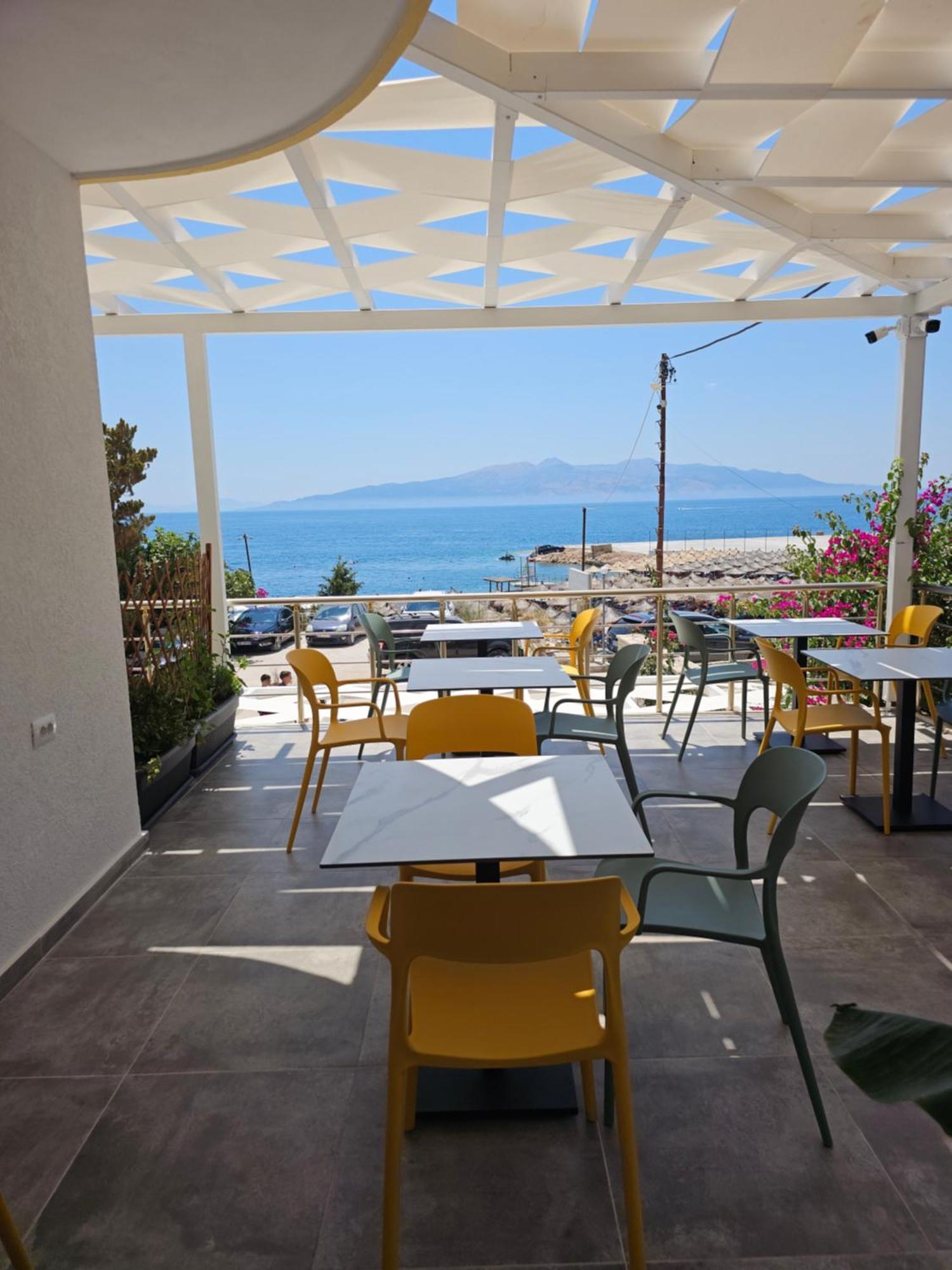 Ardit Seaside Rooms Sarandë Esterno foto